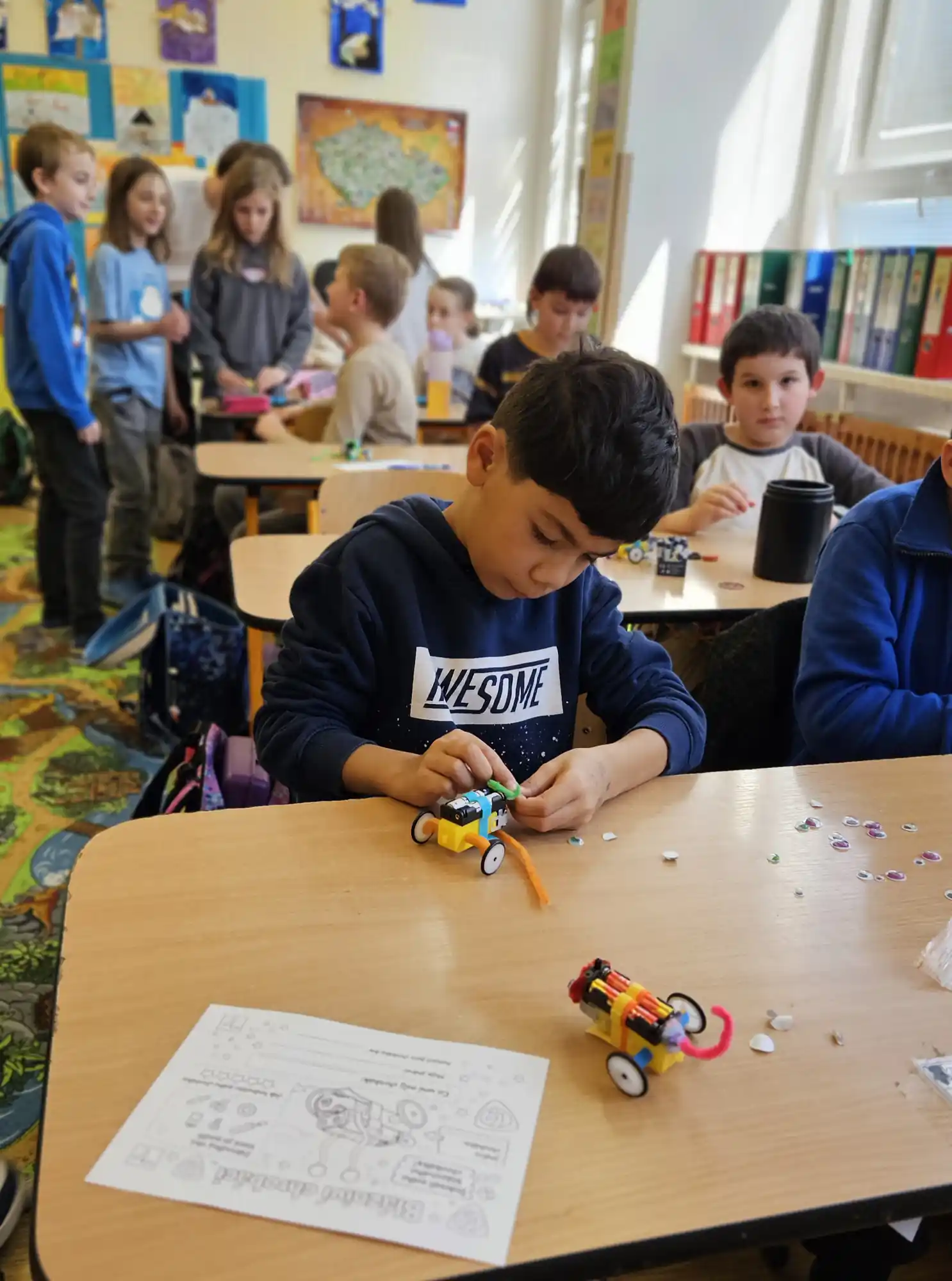 Blázniví chrobáci Jan Toman – workshop robotiky pro děti 4